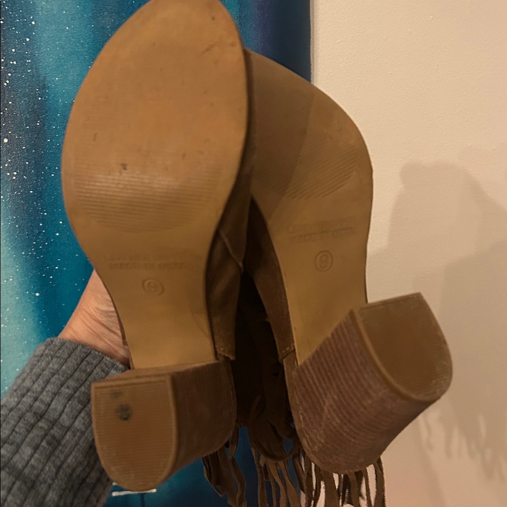 🔥 Carlos Santana Fringed Heeled Brown Suede Open Toe Ankle Booties - Picture 12 of 14